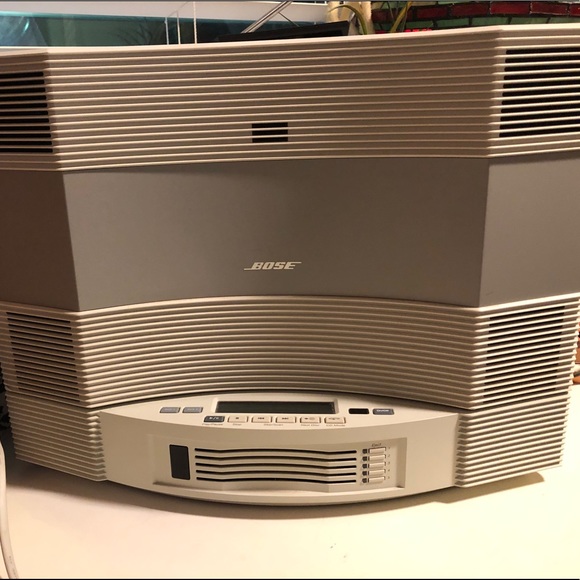 Bose Acoustic Soundwaves